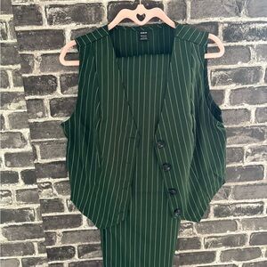 Elegant Green Striped Women's Pantsuit
